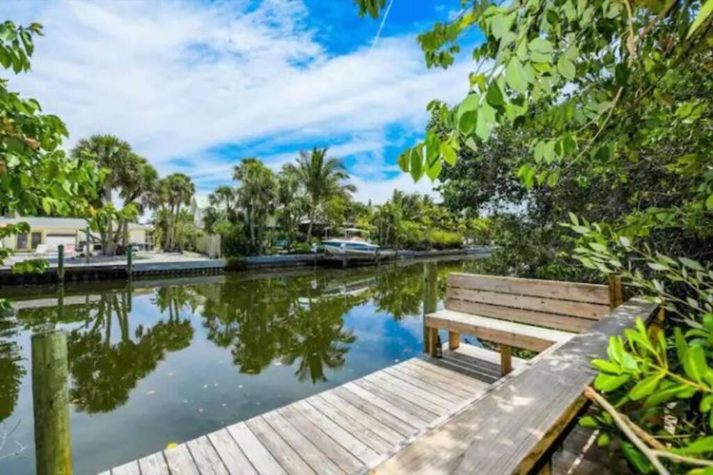 Walk To The Beach - Island Villa เซียสตาคีย์ ภายนอก รูปภาพ